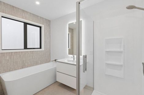 Photo of property in 6 Lake Mckay Drive, Luggate, 9382