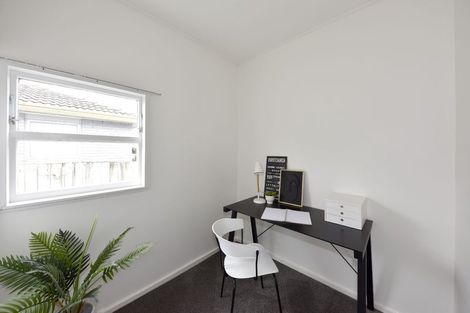 Photo of property in 1/84 Picton Avenue, Riccarton, Christchurch, 8011