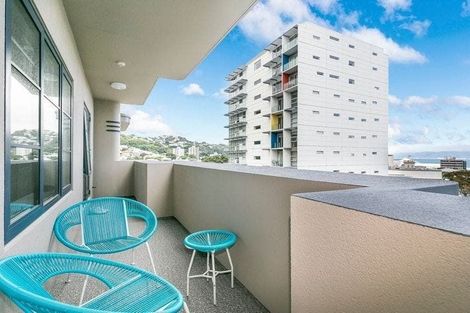 Photo of property in Westhaven Apartments, 13/127 Molesworth Street, Thorndon, Wellington, 6011
