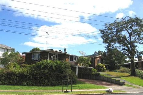 Photo of property in 93 Eskdale Road, Birkdale, Auckland, 0626