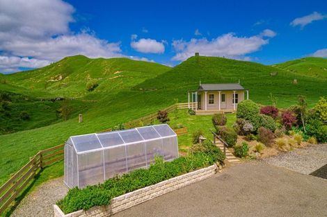 Photo of property in 68 Fauvels Road, Eketahuna, 4996