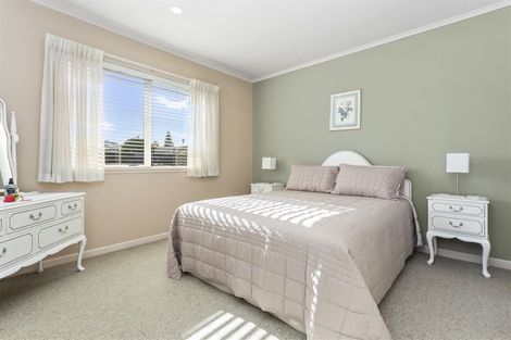 Photo of property in 1/32 Nile Road, Milford, Auckland, 0620