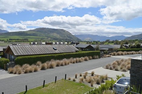 Photo of property in 29a Rannoch Drive, Jacks Point, Queenstown, 9371