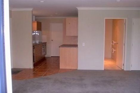 Photo of property in 24 Toledo Avenue, Henderson, Auckland, 0612
