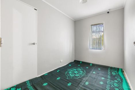 Photo of property in 16g Roick Parade, Glen Eden, Auckland, 0602