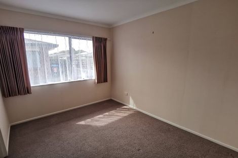 Photo of property in 2/156 Carrington Street, Lower Vogeltown, New Plymouth, 4310