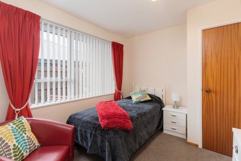 Photo of property in 1/1 Glenbyre Place, Bromley, Christchurch, 8062
