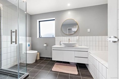 Photo of property in 16 Kearns Drive, Hobsonville, Auckland, 0616