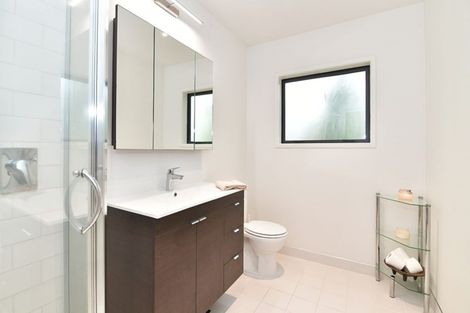 Photo of property in 35 Landvale Court, Browns Bay, Auckland, 0630