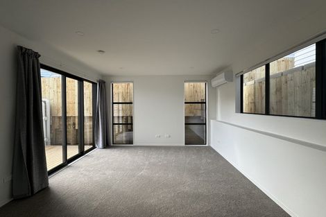 Photo of property in 16 Elegant Lane, Ranui, Auckland, 0612