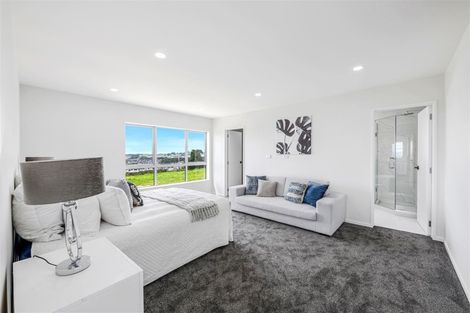 Photo of property in 1 Elevation Street, Flat Bush, Auckland, 2019