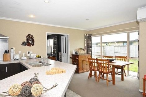 Photo of property in 3 Whitford Place, Rototuna North, Hamilton, 3210