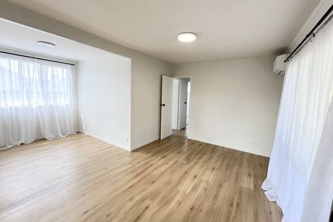 Photo of property in 87 Keegan Drive, Massey, Auckland, 0614