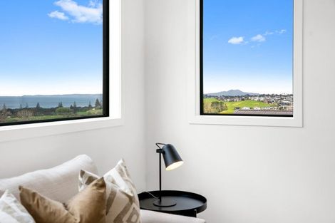 Photo of property in 34 Kumukumu Road, Long Bay, Auckland, 0630