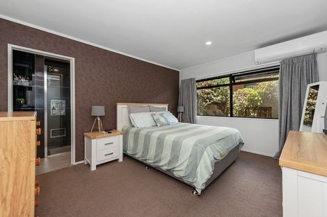 Photo of property in 83 Sandwich Road, St Andrews, Hamilton, 3200