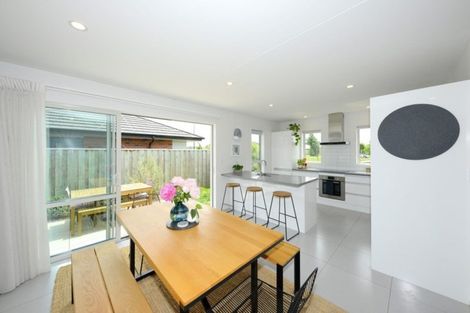 Photo of property in 50 Shillingford Boulevard, Rolleston, 7615