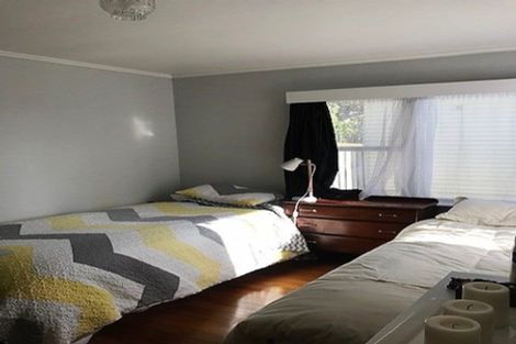 Photo of property in 29 Bancroft Terrace, Newlands, Wellington, 6037