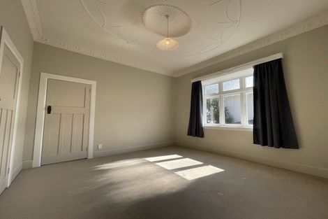 Photo of property in 11 Milverton Avenue, Hokowhitu, Palmerston North, 4410