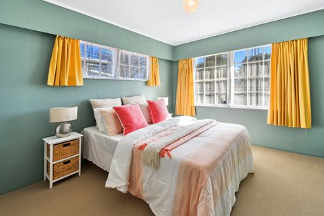 Photo of property in 22 Sunnypark Avenue, Rosehill, Papakura, 2113