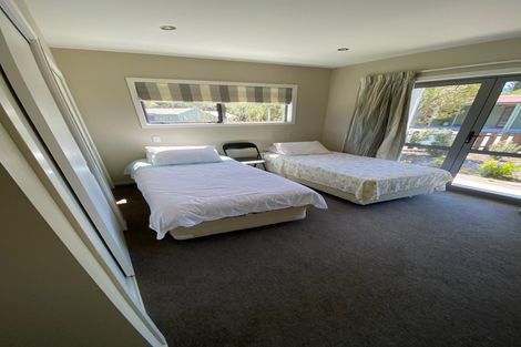 Photo of property in 24 Nyhon Place, Haast, 7886