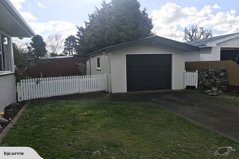 Photo of property in 24 Kent Crescent, Awapuni, Palmerston North, 4412