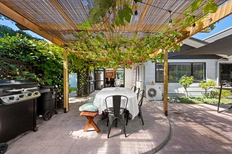 Photo of property in 24 Symons Street, Parkvale, Hastings, 4122