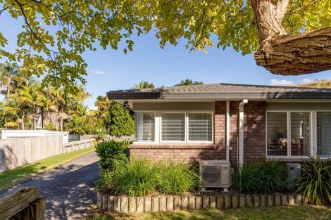 Photo of property in 4 Beach Grove, Omokoroa, 3114