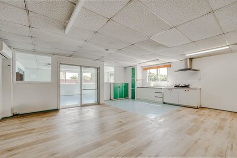 Photo of property in 8 Condliffe Place, New Windsor, Auckland, 0600