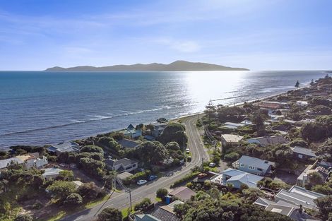 Photo of property in 75 The Esplanade, Raumati South, Paraparaumu, 5032