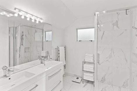 Photo of property in 114 Mccormacks Bay Road, Mount Pleasant, Christchurch, 8081