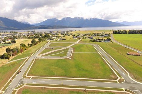 Photo of property in 20 Marakura Drive, Te Anau, 9600