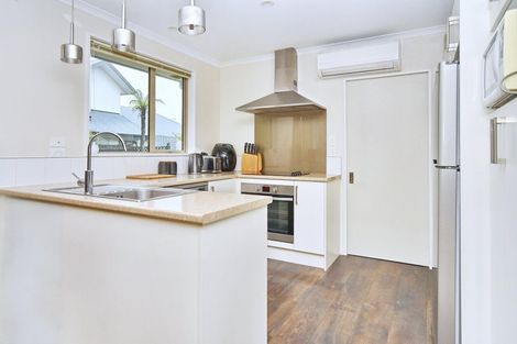 Photo of property in 4a Pannell Avenue, Wainoni, Christchurch, 8061