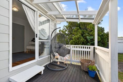 Photo of property in 19 Hardie Grove, Featherston, 5710