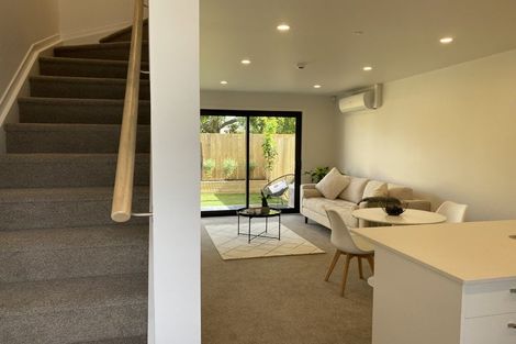 Photo of property in 6/43 Yeovil Road, Te Atatu Peninsula, Auckland, 0610