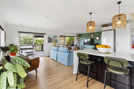 Photo of property in 1/18 Mizpah Road, Torbay, Auckland, 0630