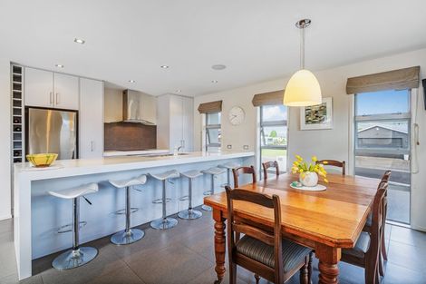 Photo of property in 30 Aquila Drive, Whitianga, 3510