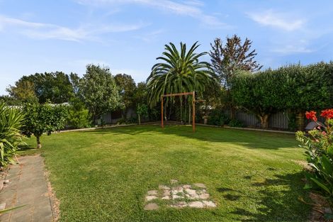 Photo of property in 11 Mcduff Place, Havelock North, 4130