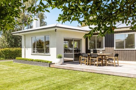 Photo of property in 23 Saint Hill Lane, Havelock North, 4130