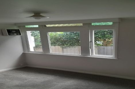 Photo of property in 50 Porritt Avenue, Mount Victoria, Wellington, 6011