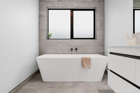 Photo of property in 52 Hugo Shaw Drive, Cambridge, 3434