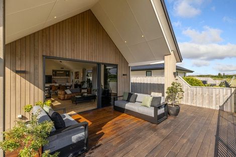 Photo of property in 69 Te Hurunui Drive, Pegasus, 7612