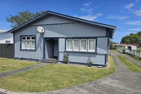 Photo of property in 15 Rata Street, Gonville, Whanganui, 4501