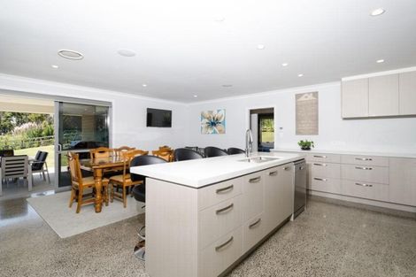 Photo of property in 24b Sunnyvale Road, Swanson, Auckland, 0614