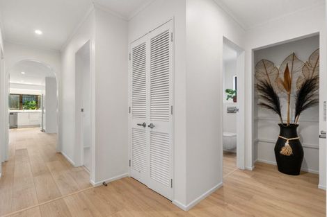 Photo of property in 111 Dickson Road, Papamoa Beach, Papamoa, 3118