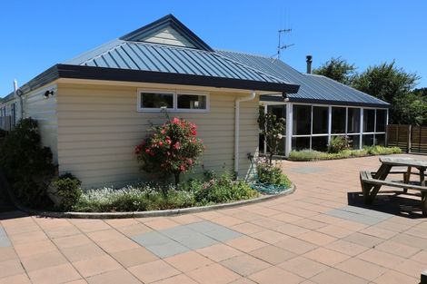 Photo of property in 6 Low Avenue, Foxton Beach, Foxton, 4815