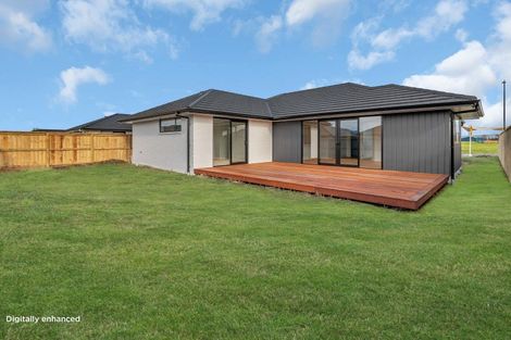 Photo of property in 11 Kapiakauri Road, One Tree Point, 0118