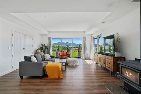 Photo of property in 12 Turnbull Crescent, Wanaka, 9305