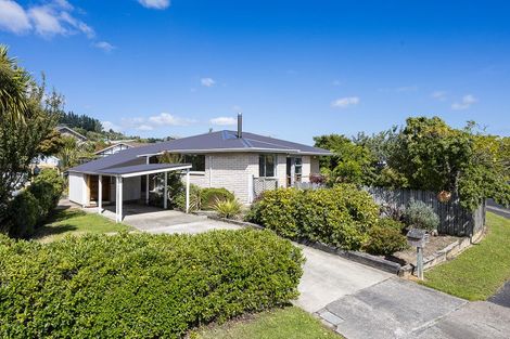 Photo of property in 22 Kinmont Crescent, Kinmont Park, Mosgiel, 9024