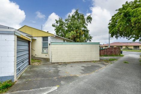 Photo of property in 2/72 Springs Road, Hornby, Christchurch, 8042