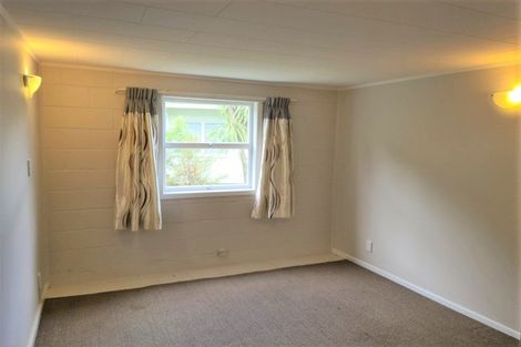 Photo of property in 6 Nicholson Place, Hillcrest, Auckland, 0627